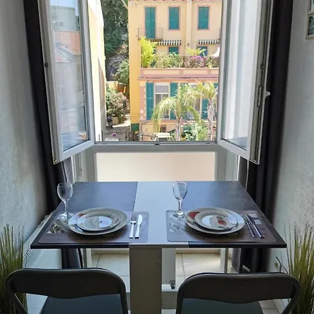 Charming And Bright Studio In Nice *