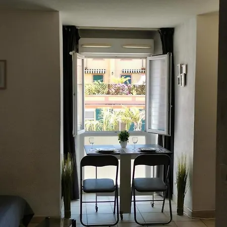 Charming And Bright Studio In Nice *
